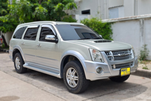 Аренда авто Isuzu MU7 - фото 9