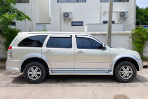 Аренда авто Isuzu MU7 - фото 10