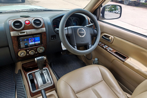 Аренда авто Isuzu MU7 - фото 16