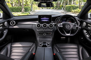 Аренда авто Mercedes Benz C AMG (17-23) - фото 12