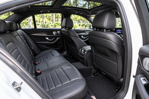 Аренда авто Mercedes Benz C AMG (17-23) - фото 17